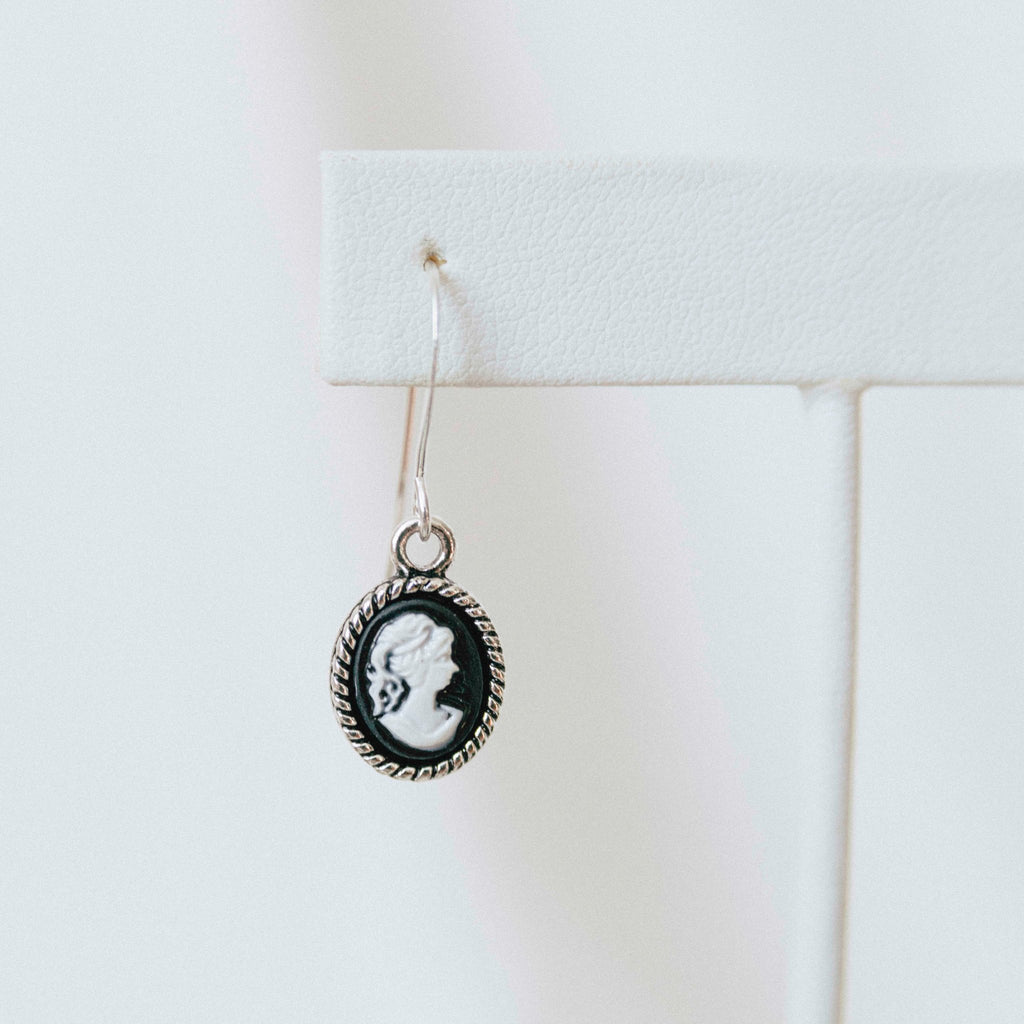 64fa7464983fea3f4f05e5c2_black-silver-cameo-earrings-1-_1772306610599.jpg