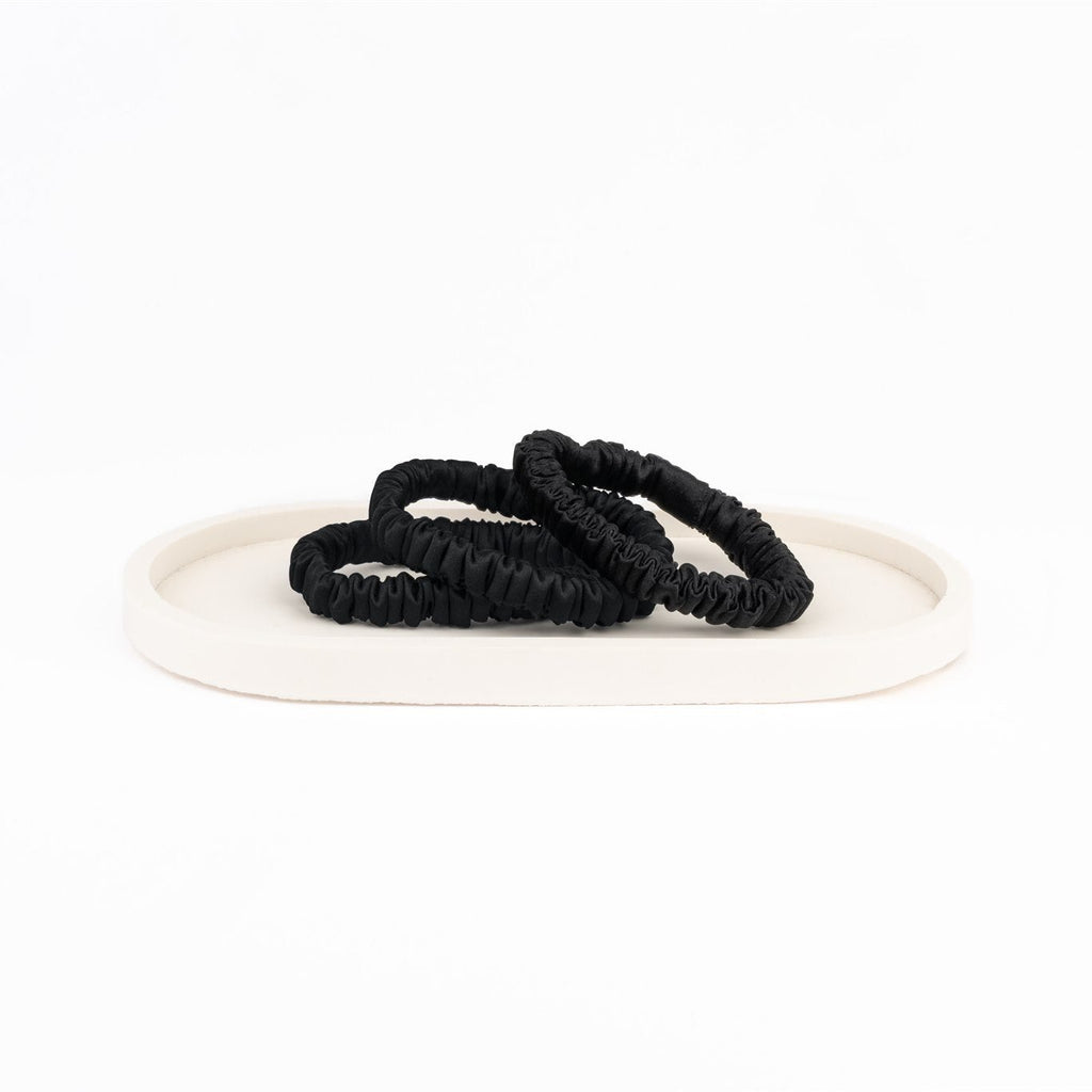 MULBERRY SILK THIN SCRUNCHIE - BLACK