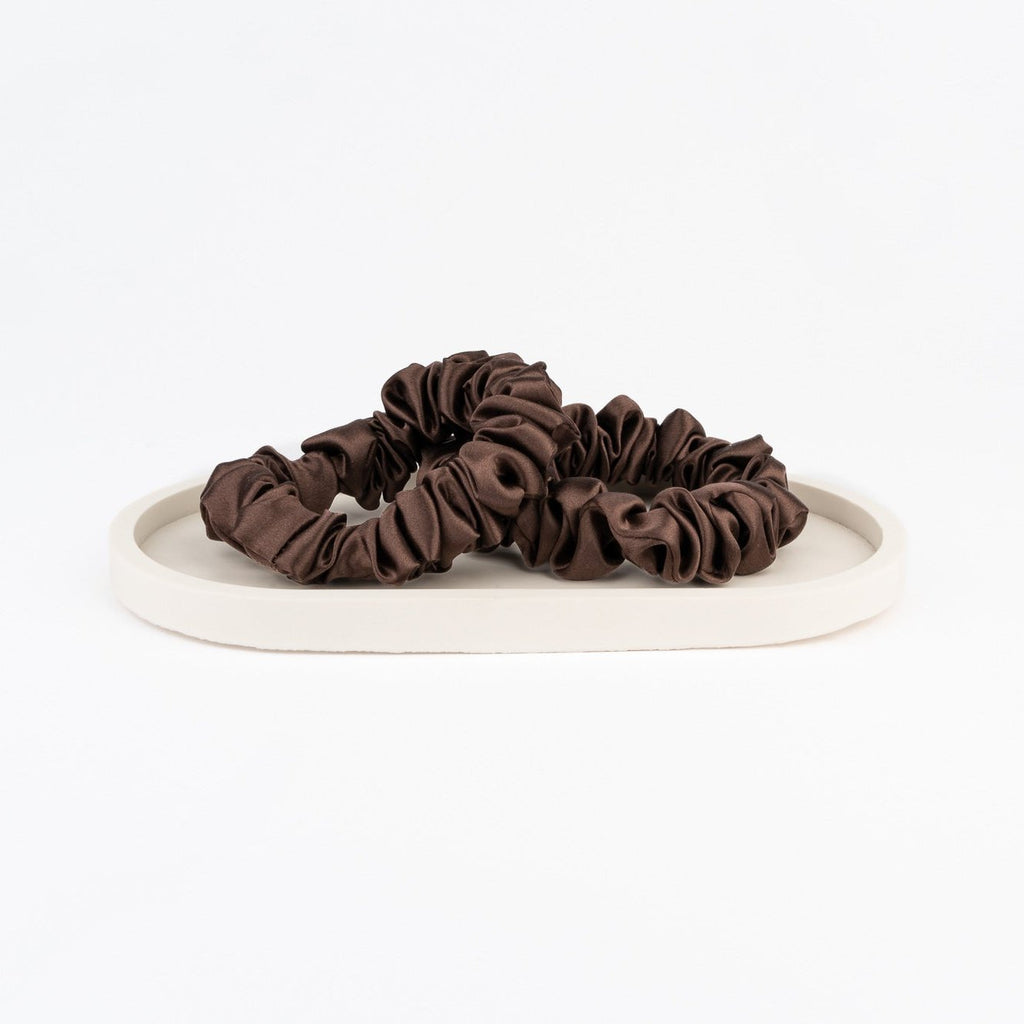 MULBERRY SILK MEDIUM SCRUNCHIE - BROWN