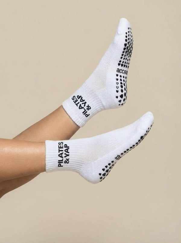 PILATES AND YAP GRIP SOCKS